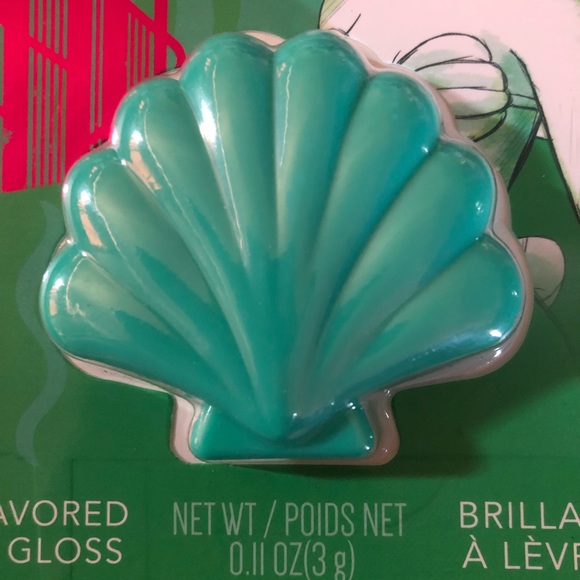 Set of 3 Disney Little Mermaid Ariel 0.11 oz Berry Flavored Lip Gloss - Picture 9 of 10